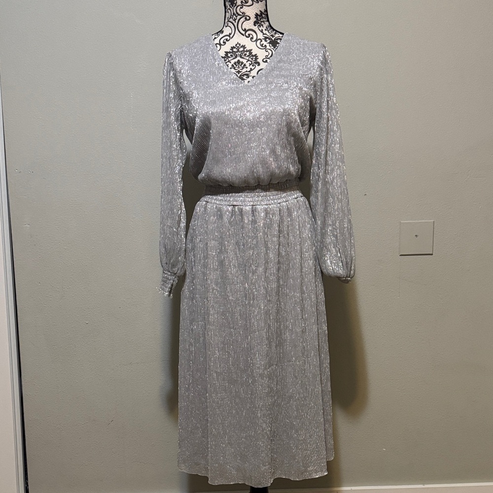 MSK Shimmering Silver Long Sleeve Dress
